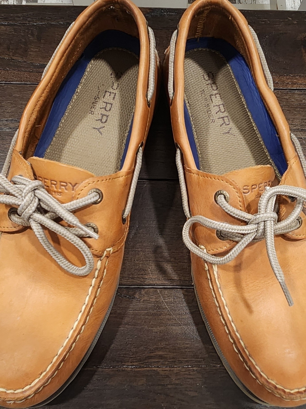 Sperry Men’s Tan Leather Boat Shoes – Size 10